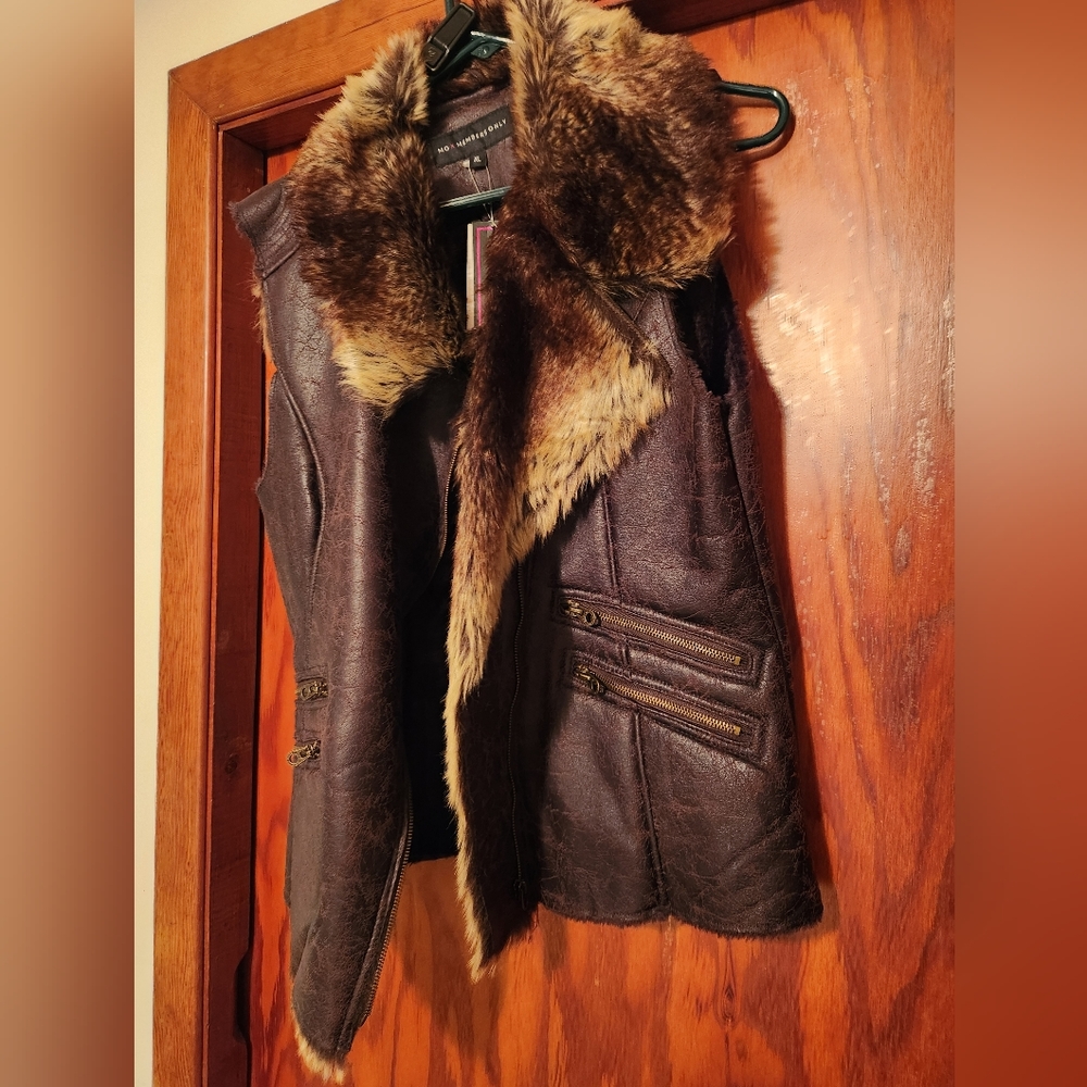 Womens Faux Fur Vest- Fits like a Large